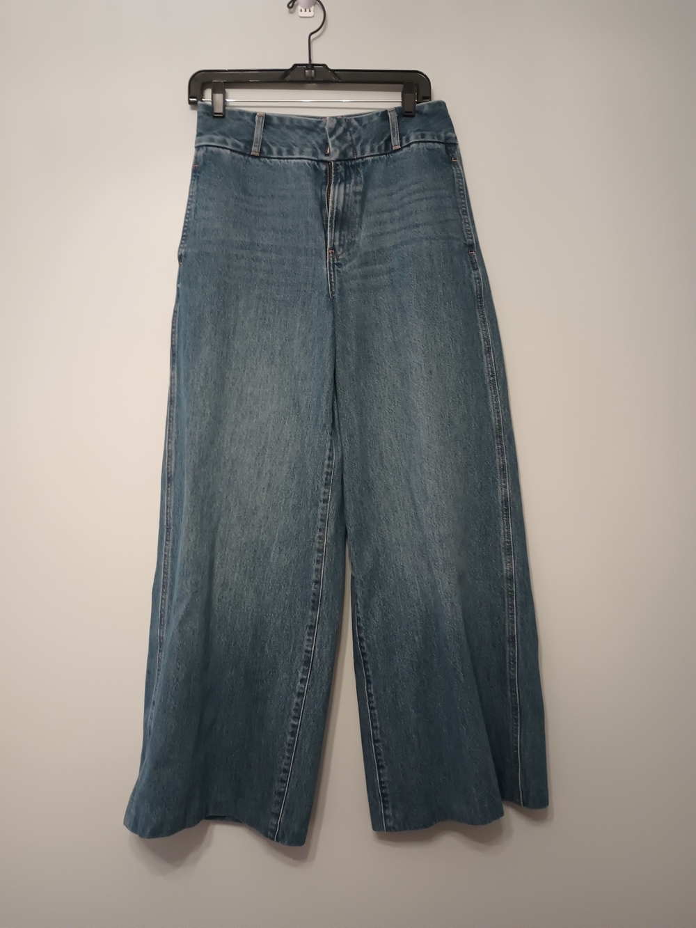 Express Wide-Leg Women’s Jeans in Light Blue 6S